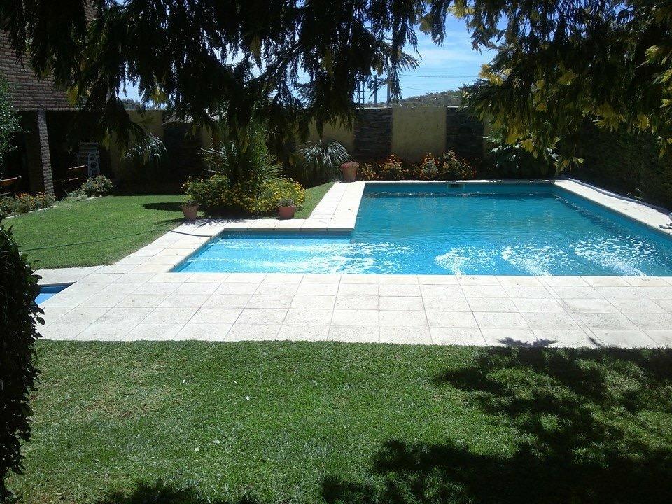 Pensão El Paraiso 3*